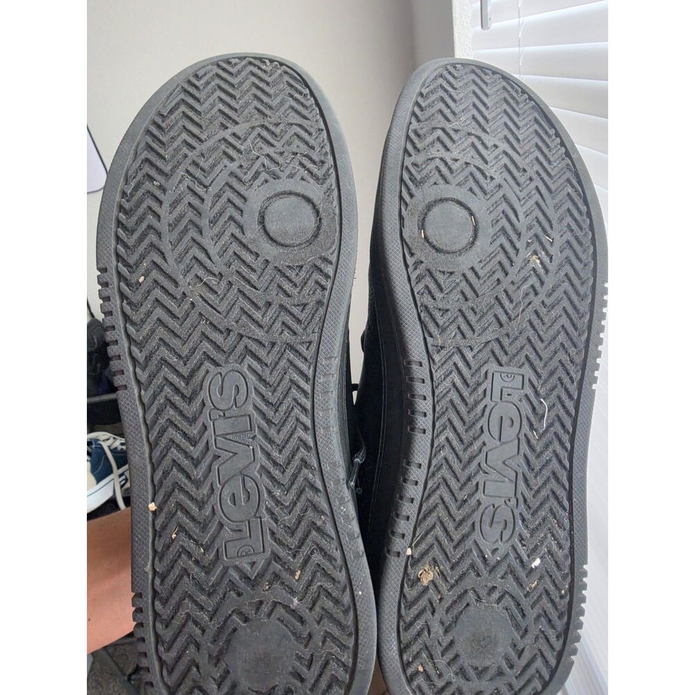 Levis Mens Shoes, Black, Size 10 - Picture 7 of 7